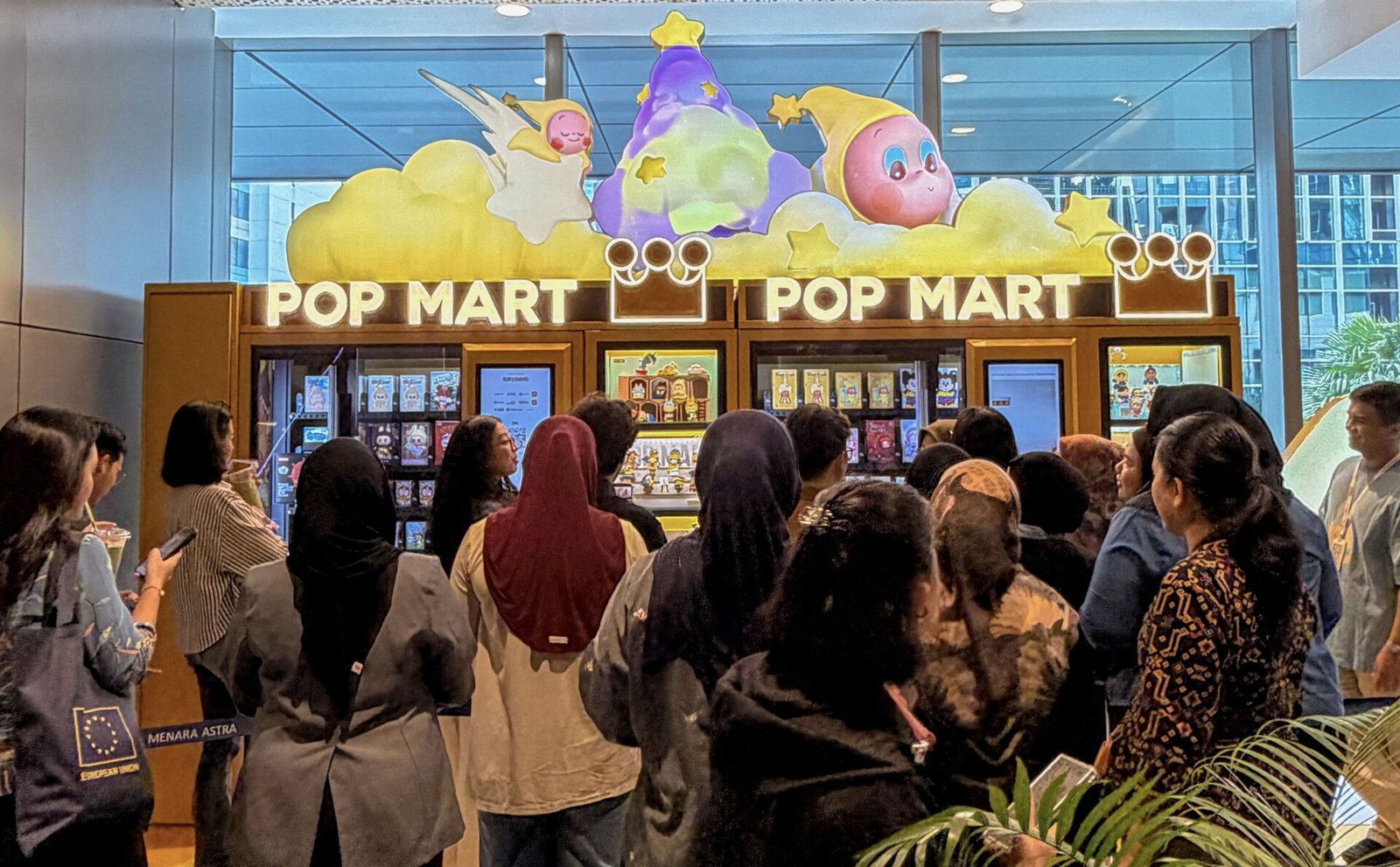 POP MART ROBOSHOP pertama di Menara Astra Jakarta