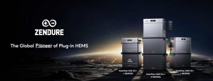 seri-solarflow-zendure-lineup-ekosistem-energi Jajaran produk Seri SolarFlow Zendure yang terdiri dari model 1600 AC+, 2400 Pro, dan 2400 AC+ untuk solusi energi pintar rumah tangga.