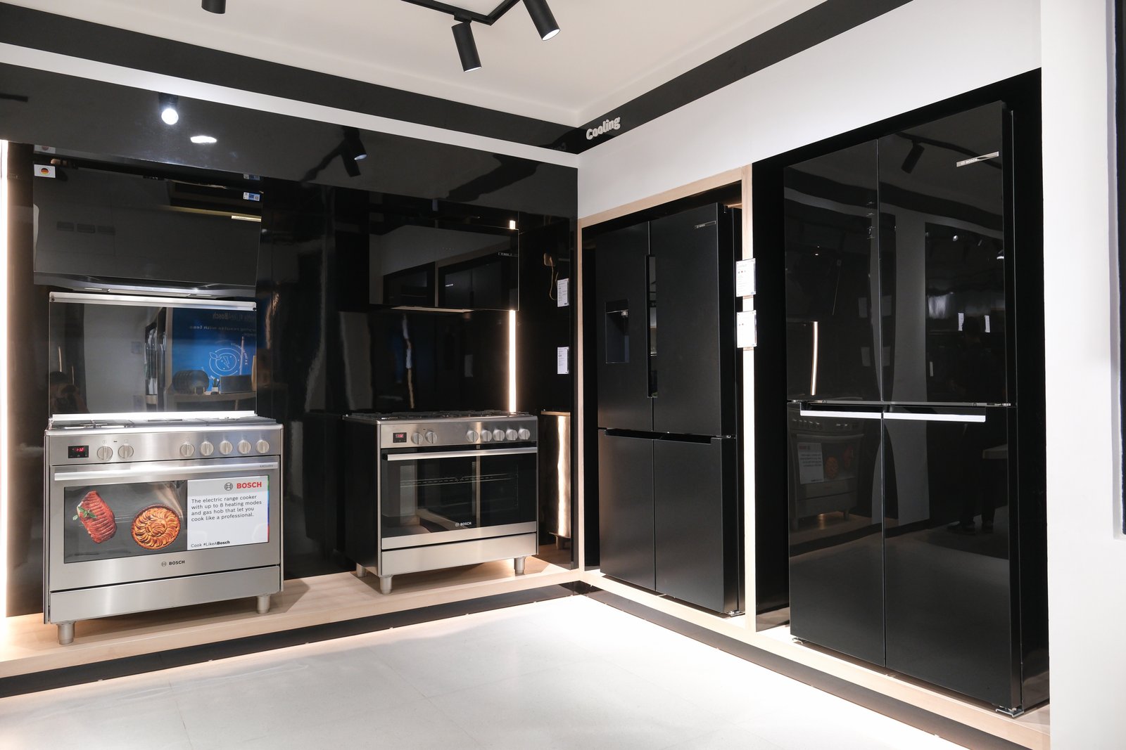 Jajaran produk Bosch Fridge Accent Line dan peralatan dapur sebagai solusi saat ART belum balik.