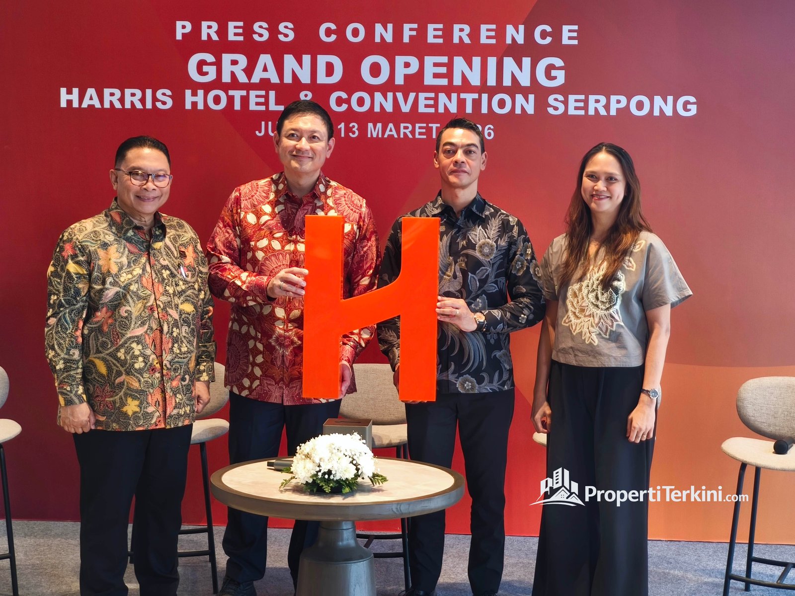 Konferensi pers grand opening Harris Hotel & Convention Serpong