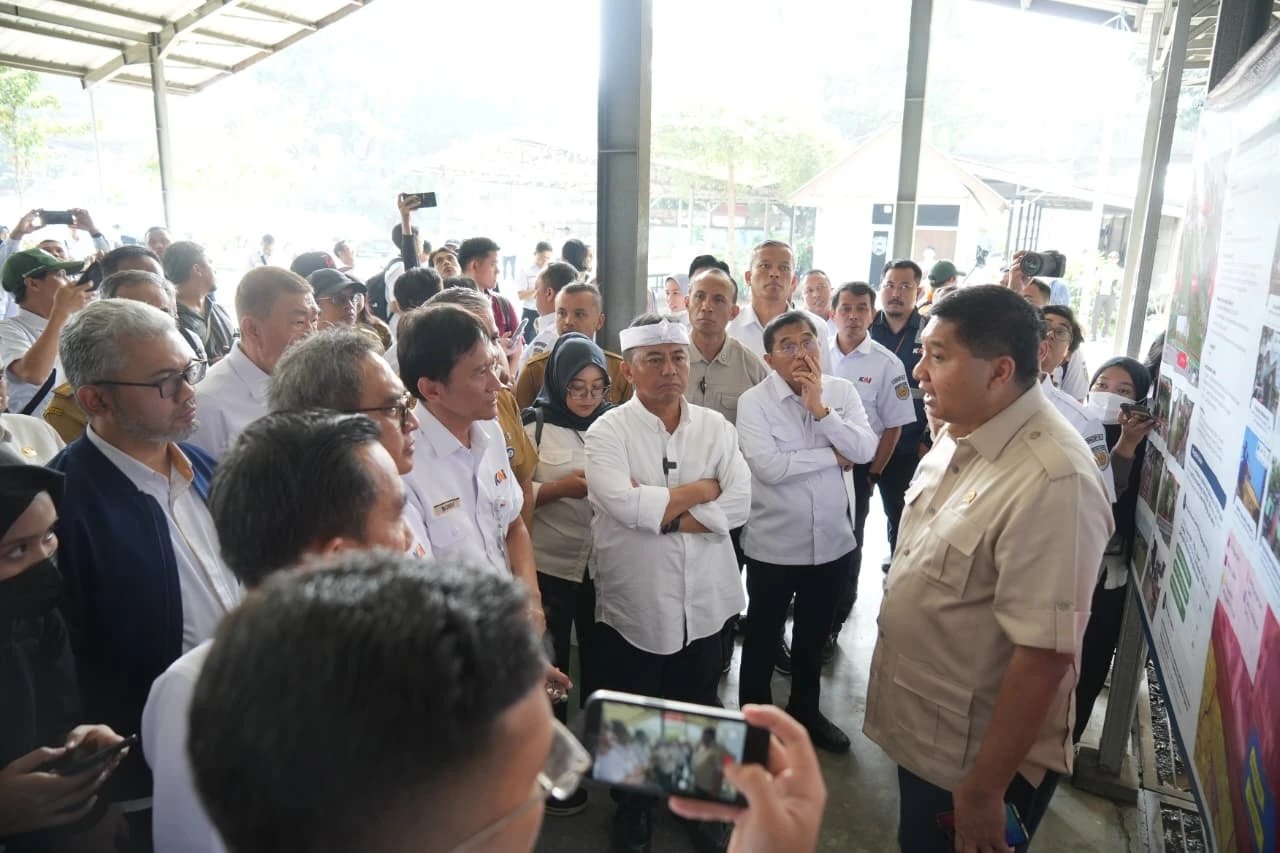 Menteri PKP Maruarar Sirait menjelaskan konsep Transit Oriented Development (TOD)