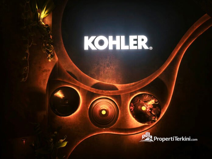 Instalasi booth Kohler di ARCH:ID 2026 dengan pencahayaan hangat dan elemen organik yang merepresentasikan konsep kamar mandi Kohler berbasis wellness