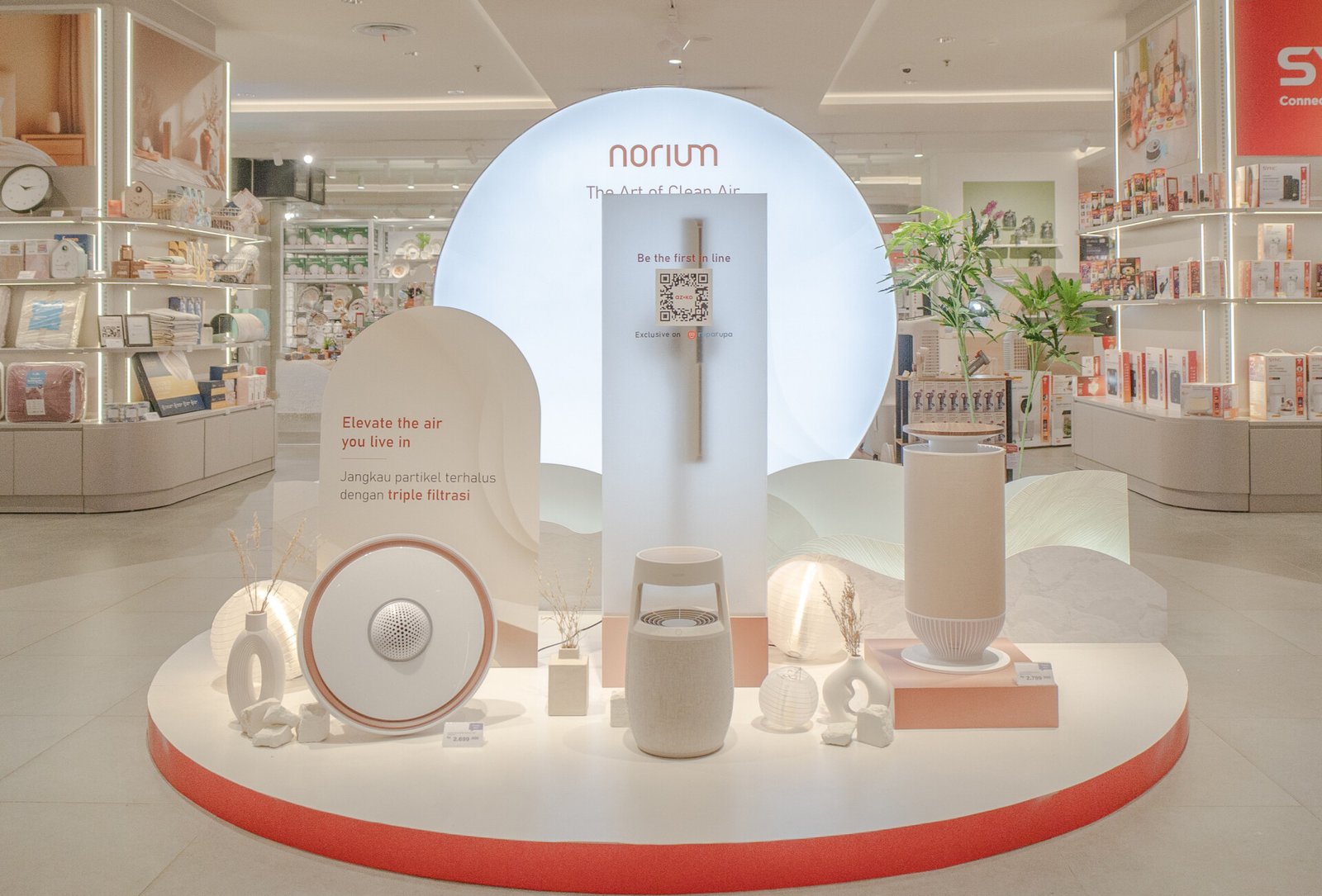 Display produk NORIUM air treatment modern di AZKO