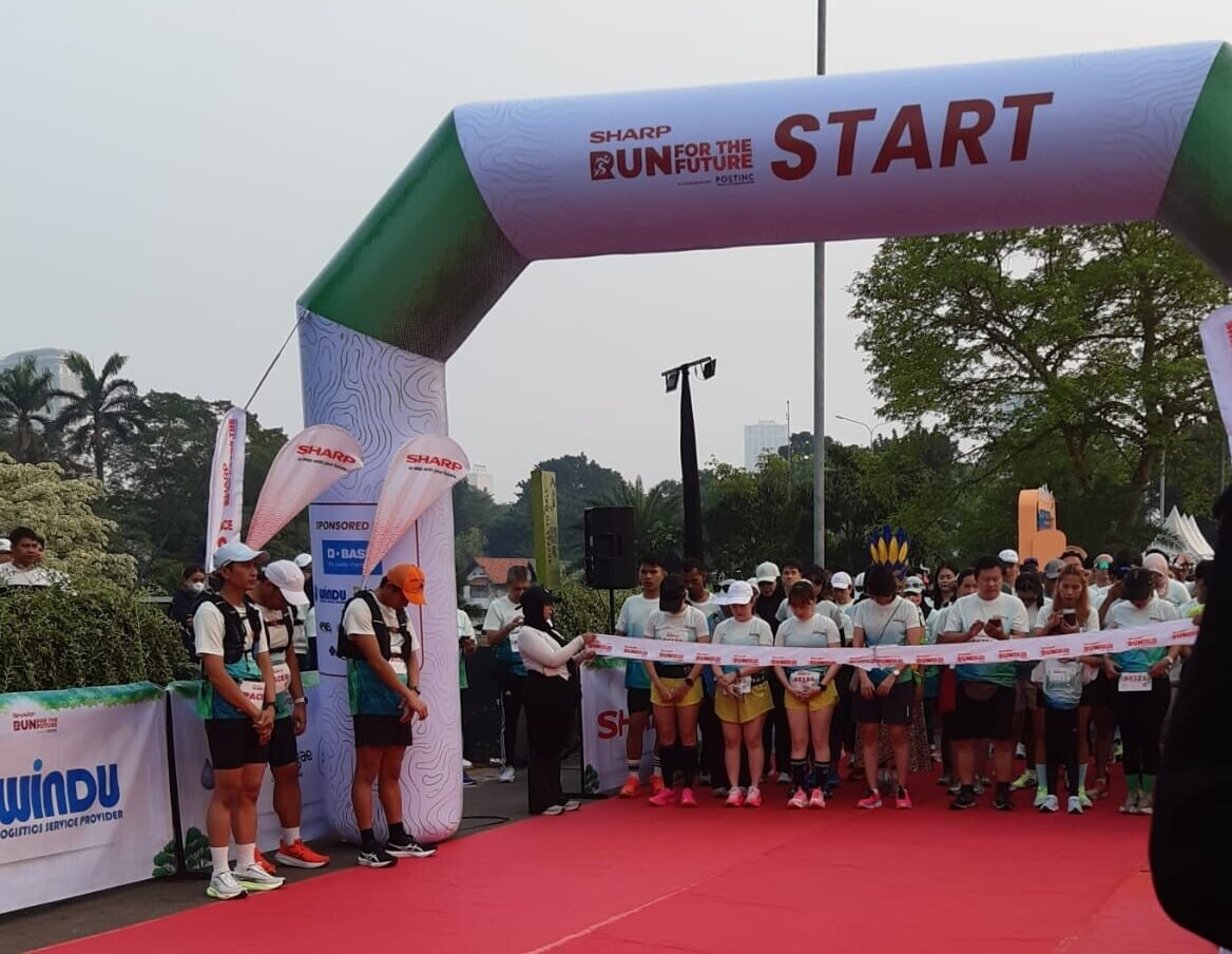 Run for the Future, Sharp Indonesia, Tanam 600 Pohon.