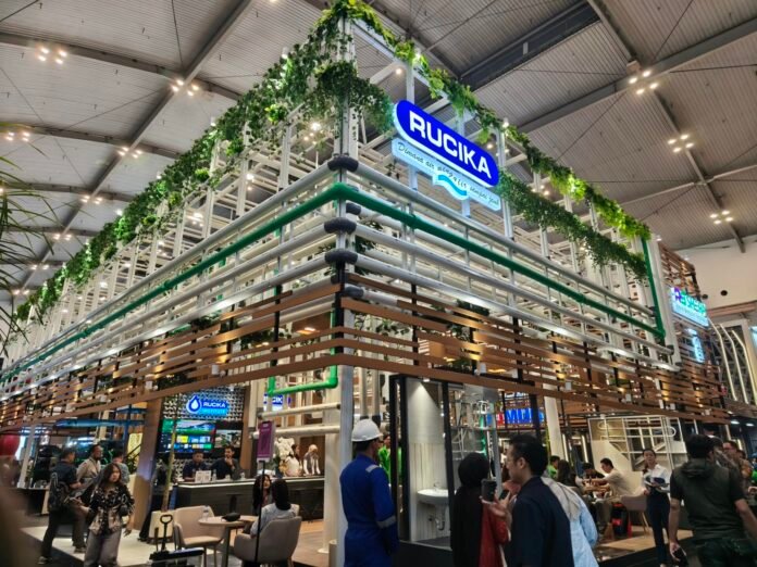 Booth Rucika bertema The Art_teries di IndoBuildTech 2026