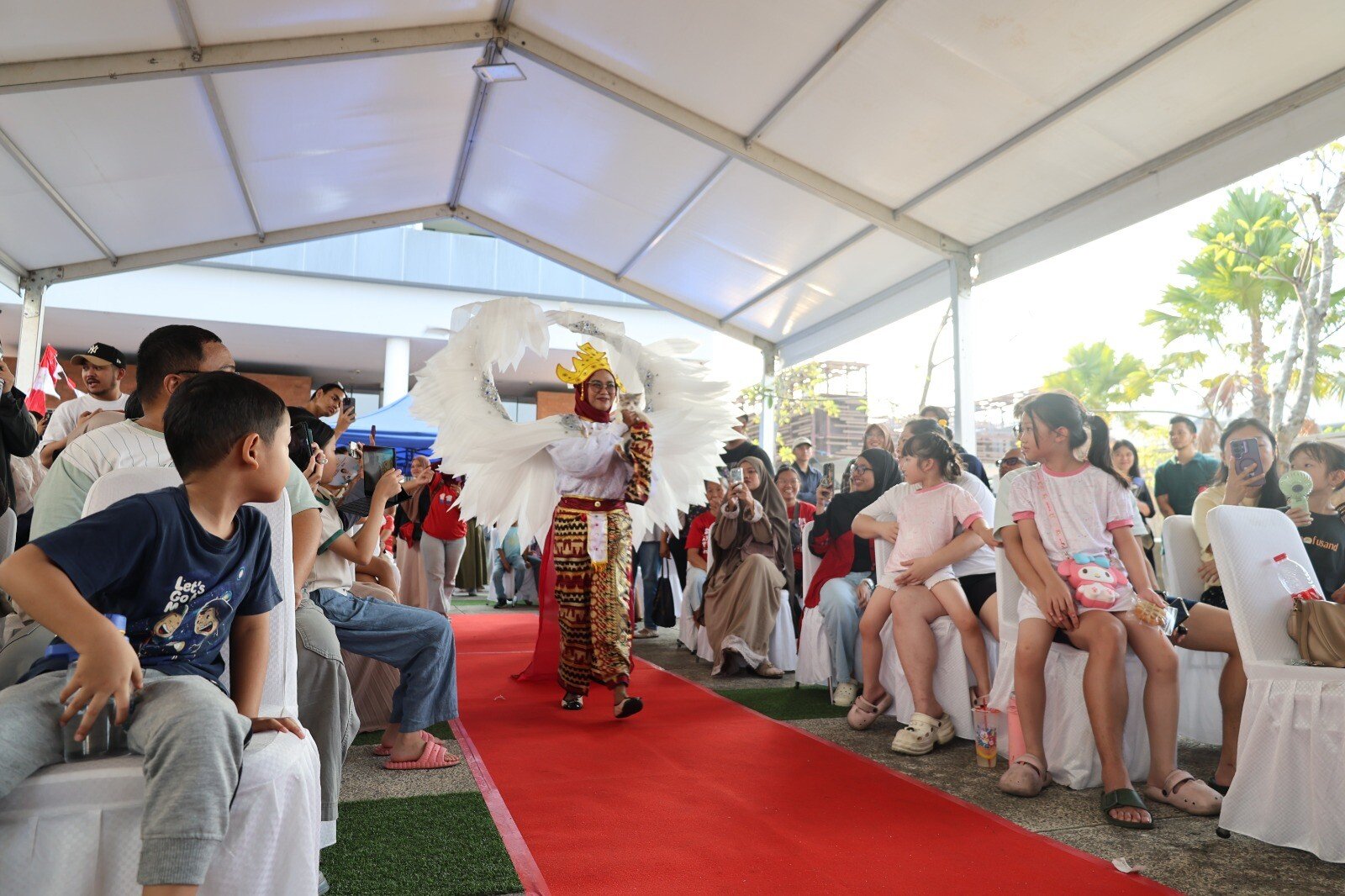 cat lovers day summarecon crown gading