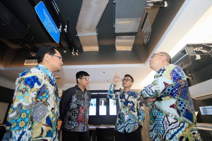 AC Home Central di DAIKIN Proshop Bandung