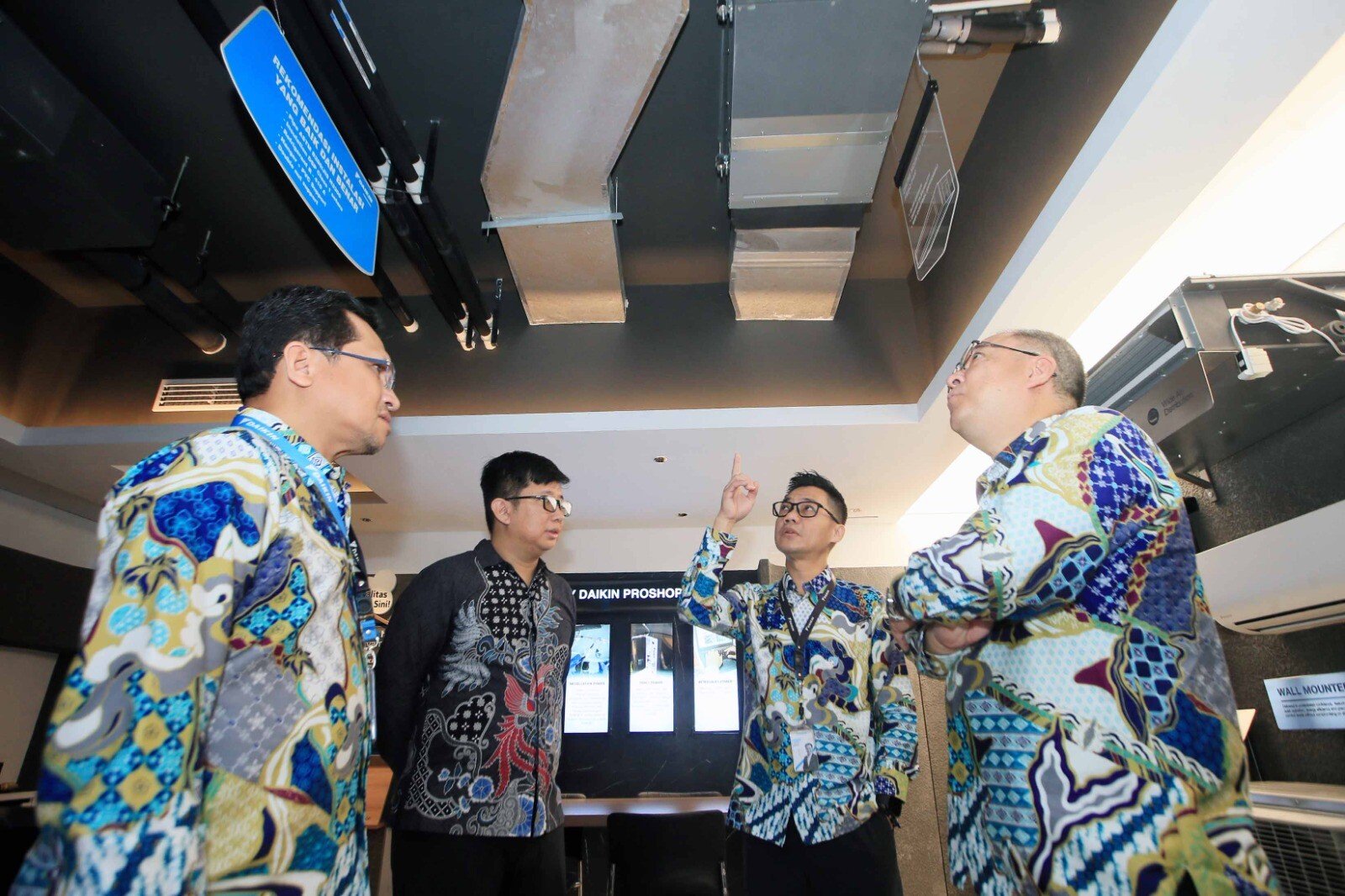 AC Home Central di DAIKIN Proshop Bandung