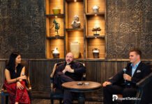 Reyni Wullur, Lev Kroll, dan Steven Fedos saat memberikan pemaparan dalam peluncuran proyek Black Sands Oasis di Bali.