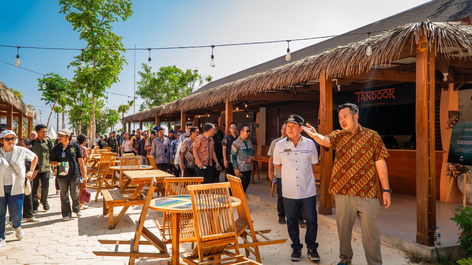 Area tenant kuliner Tandoor di Mawatu Labuan Bajo saat kunjungan Wakil Bupati Manggarai Barat dalam rangkaian soft opening.