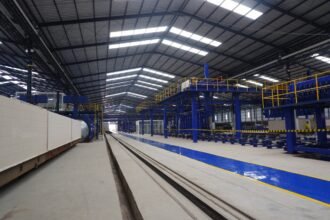 Suasana fasilitas produksi dan area pabrik PT Superior Prima Sukses Tbk (BLES) yang menunjang kinerja bles kuartal iii 2026.