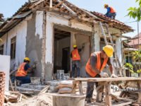 Program Bedah Rumah dengan perbaikan atap dan dinding rumah untuk meningkatkan kualitas hunian masyarakat berpenghasilan rendah